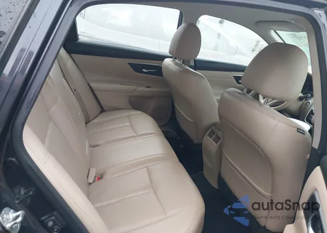 2018 Nissan Altima 2.5/S/Sv/Sl/Sr z USA, uszkodzony, nr VIN 1N4AL3AP8JC119865